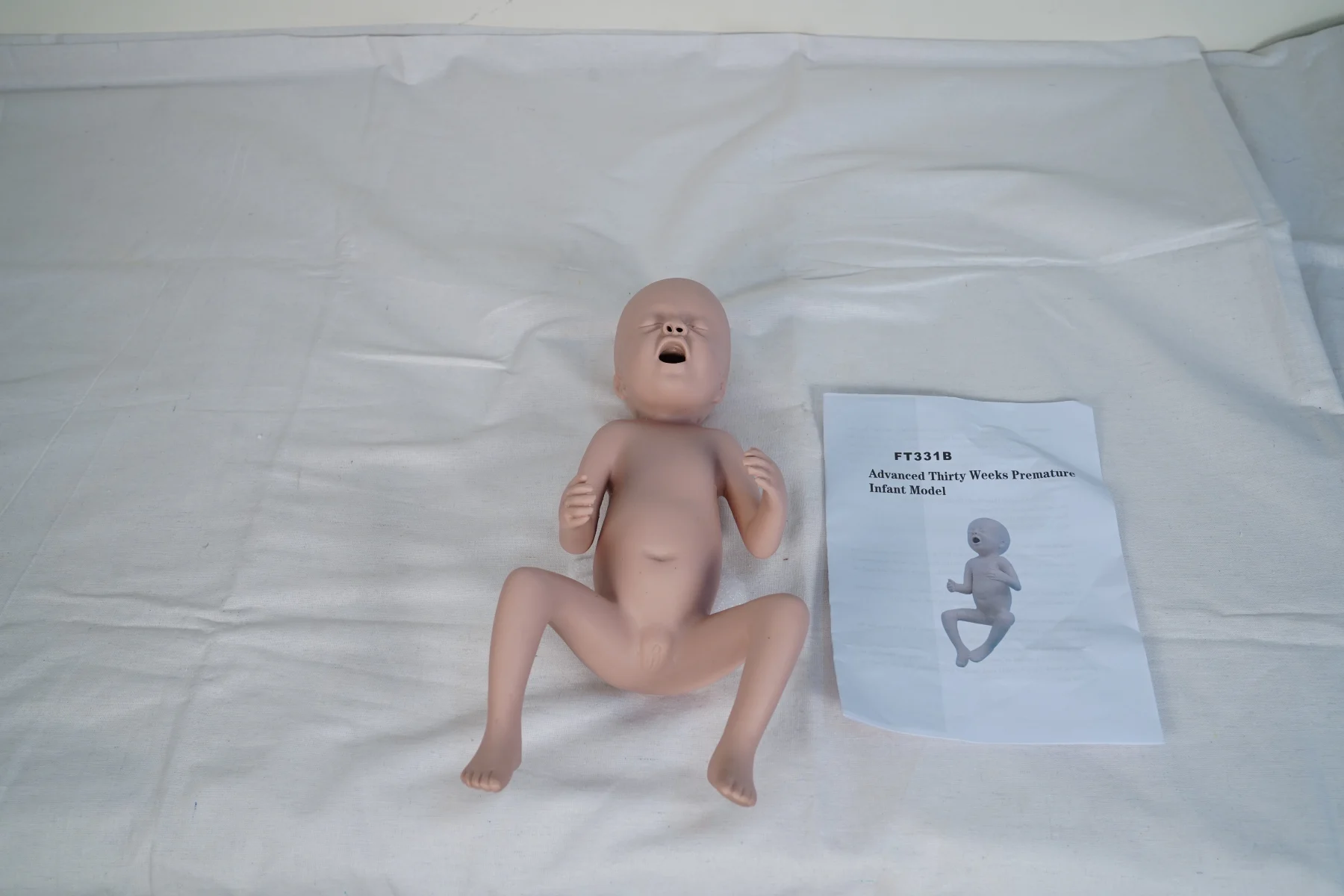 Advanced Thirty Weeks Premature Infant Model thumbnail 2