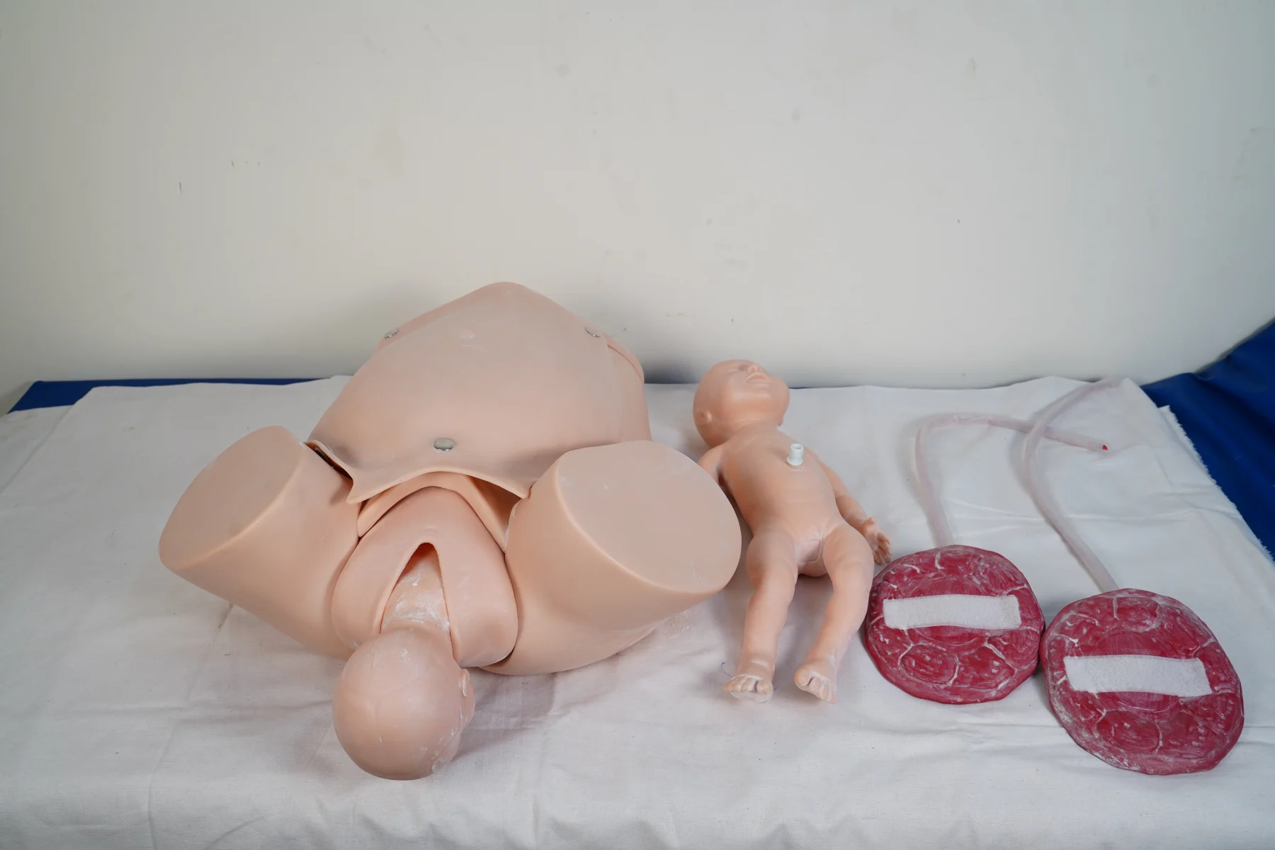 Childbirth Skill Training Simulator thumbnail 3