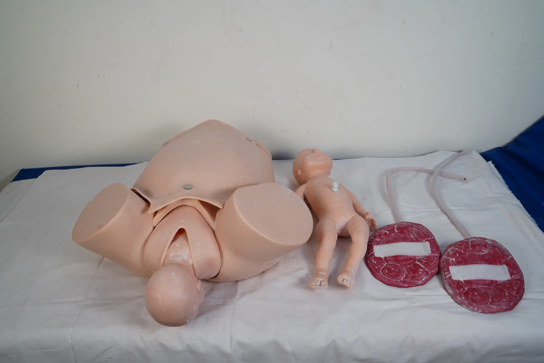 Childbirth Skill Training Simulator thumbnail 2