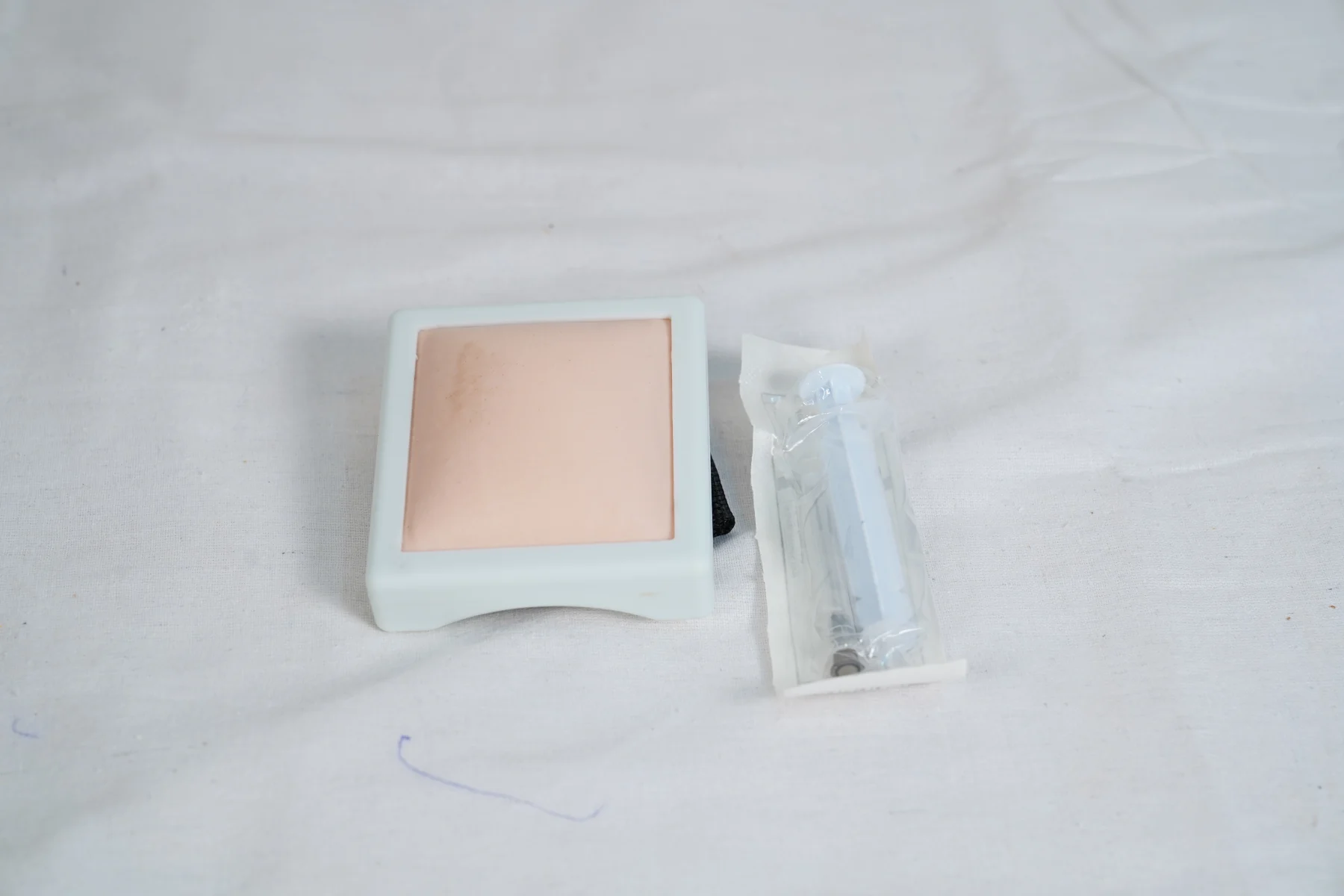 Intramuscular Injection Pad thumbnail 2