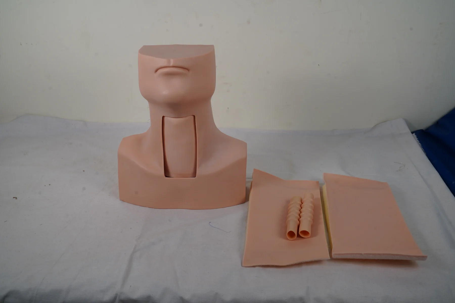 Tracheostomy Simulator thumbnail 3